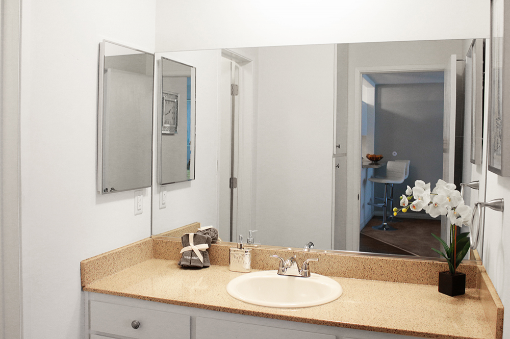This image is the visual representation of Interior 4 in Sunset Pointe Apartments.